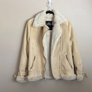 Hollister Women's Faux Fur Jacket size small